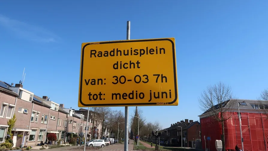 raadhuisplein bord