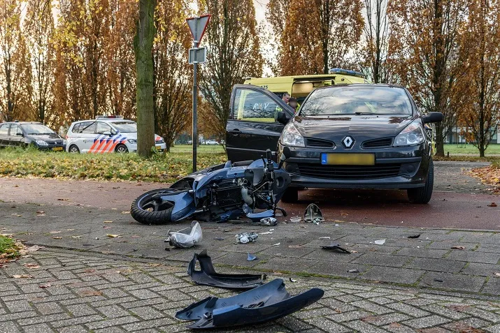 rijenaar aangereden in breda