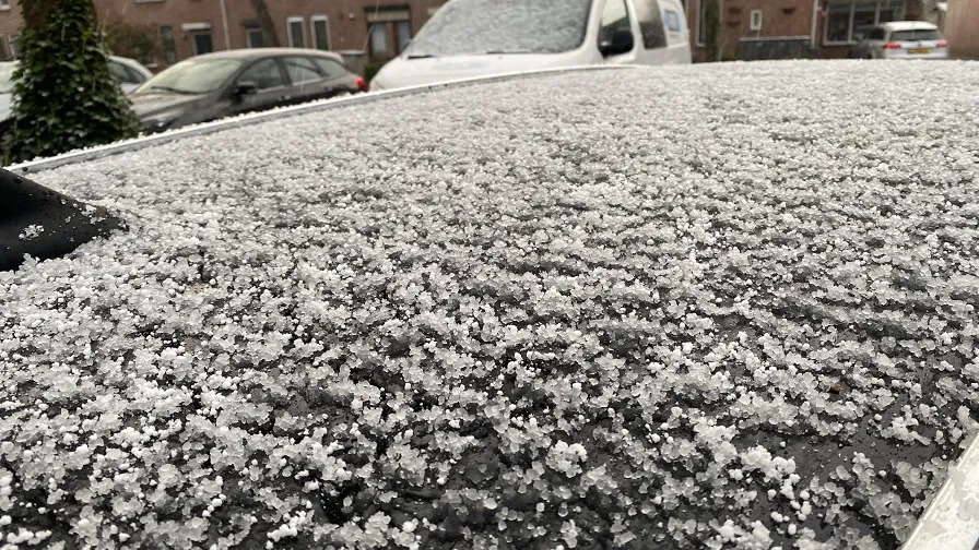 sneeuw april