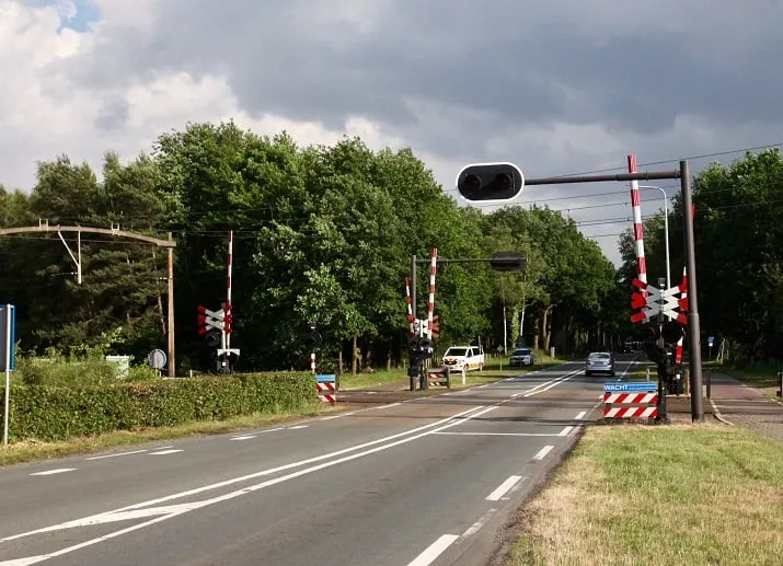 spoorwegovergang vijf eiken