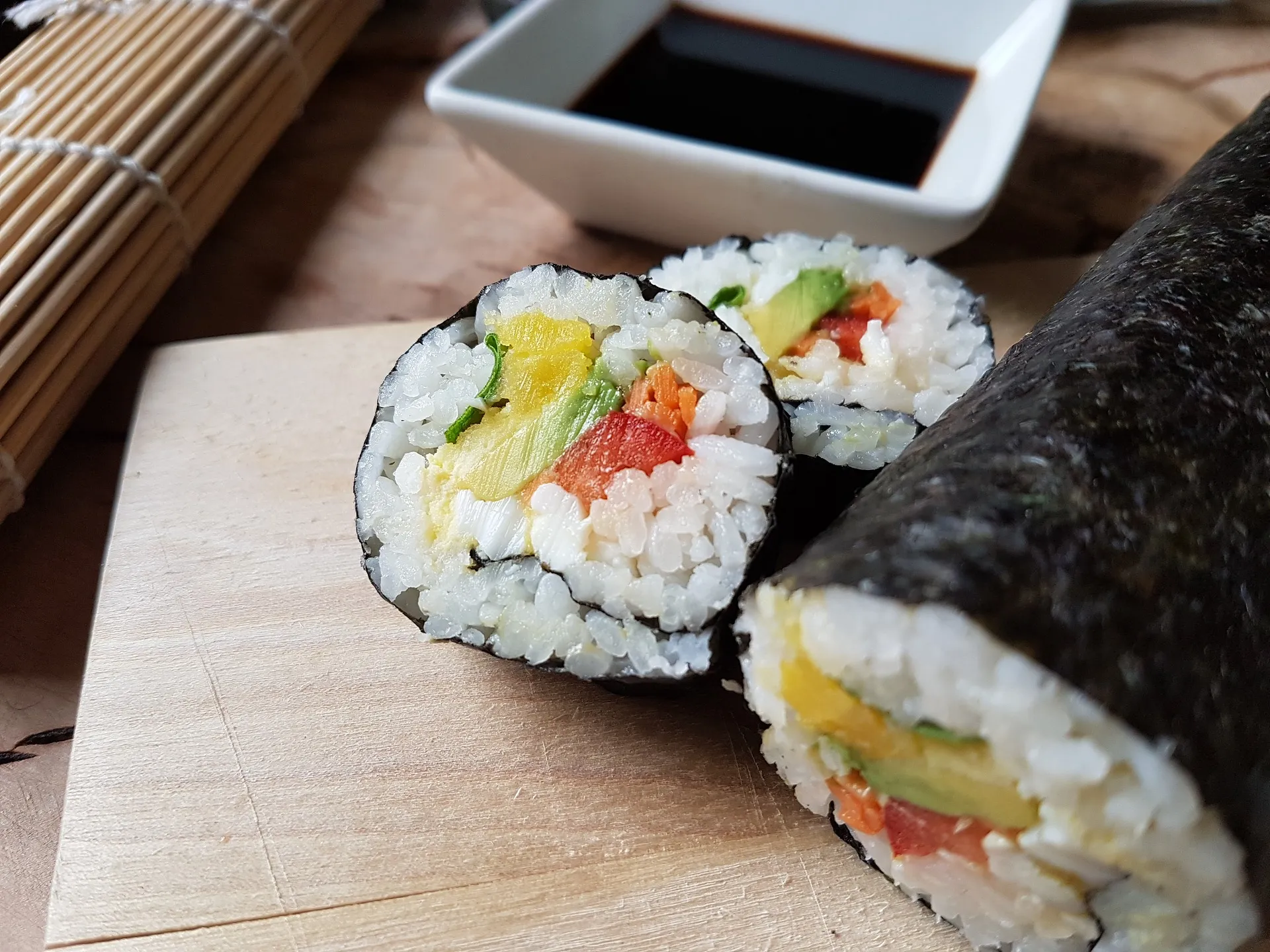 sushi 2362984 1920