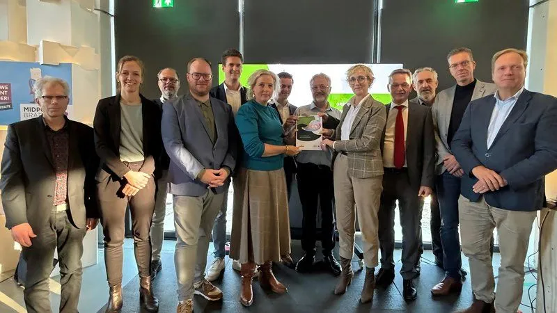 csm 2024 11 19 gr w greendeal zorg30 groepsfoto 74cfc02ebf