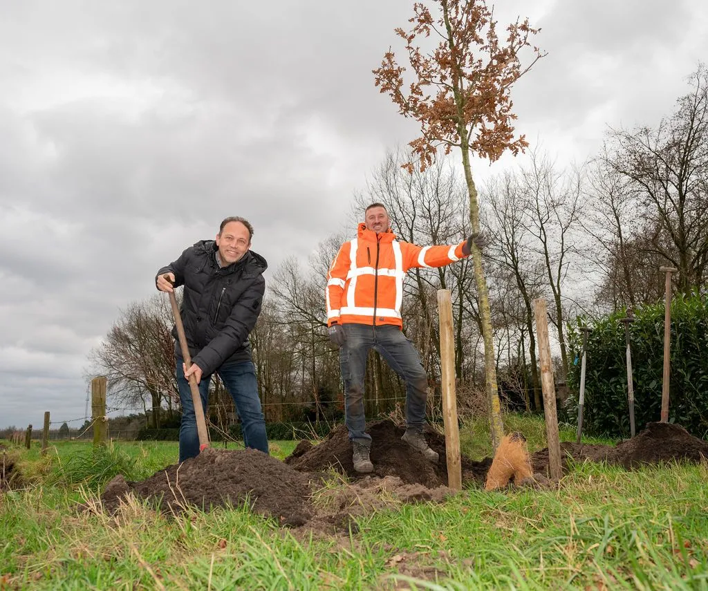 470482926 988571273306817 1842906065981051180 n