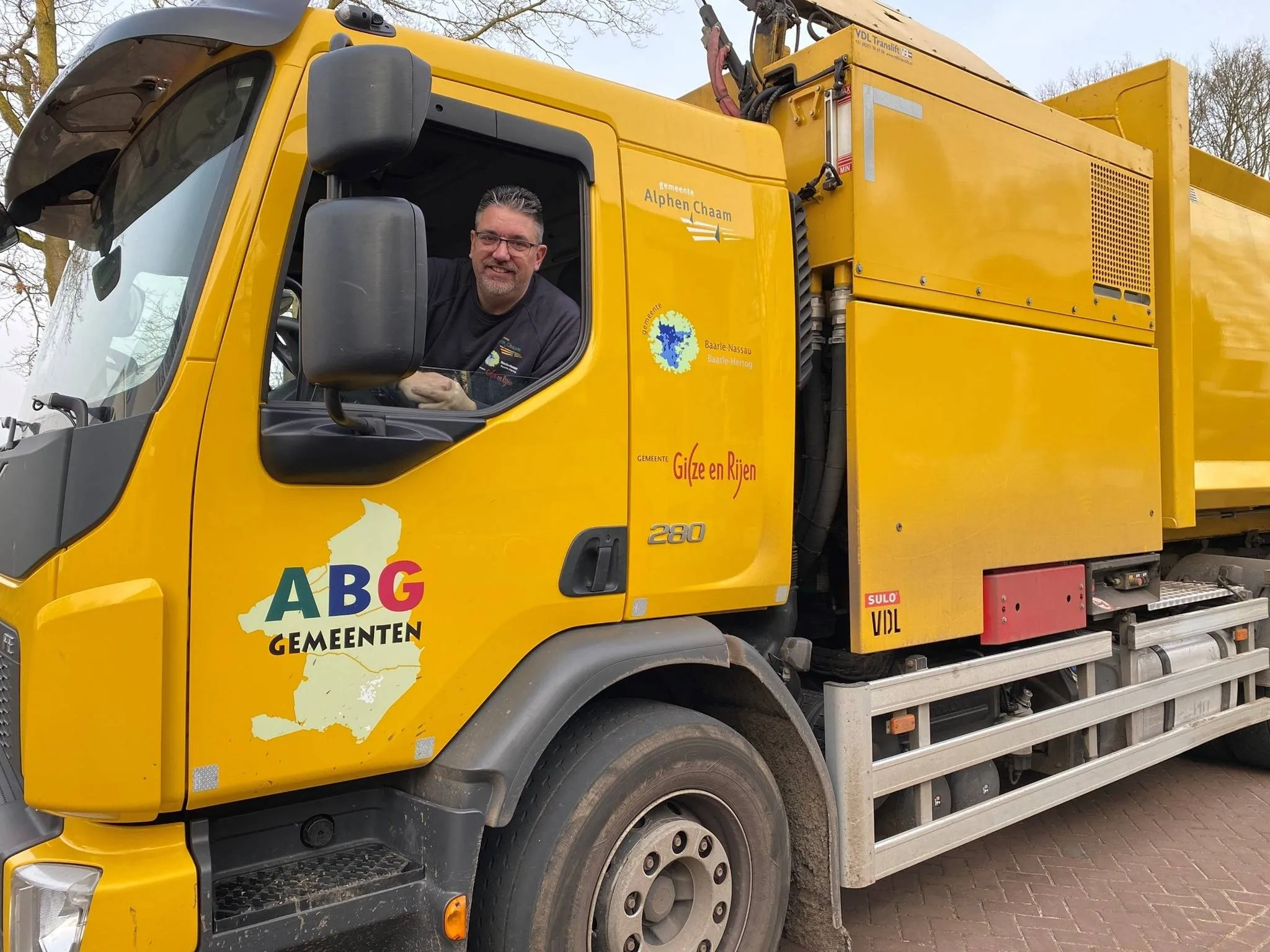 482327426 1048327500664527 357303401733446819 n