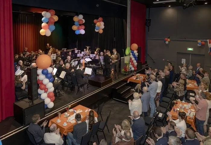 csm_2026-04-15_GR_beeld_bijeenkomst_gedecoreerden_9e221f1cda