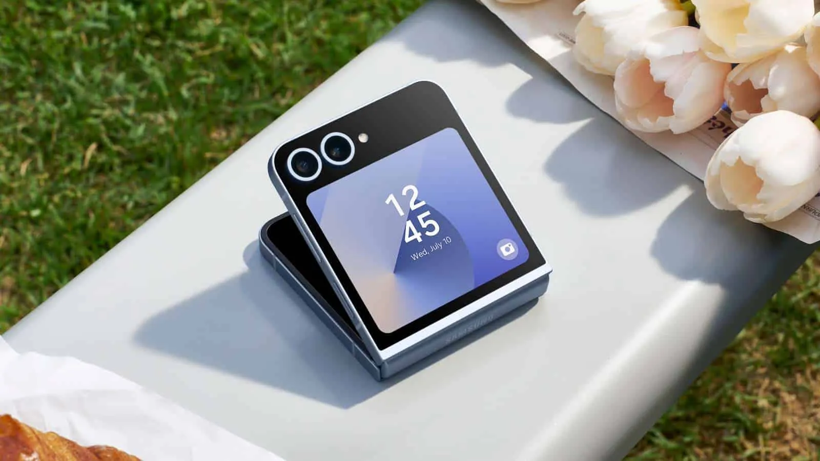 001 product galaxy zflip6 blue 1