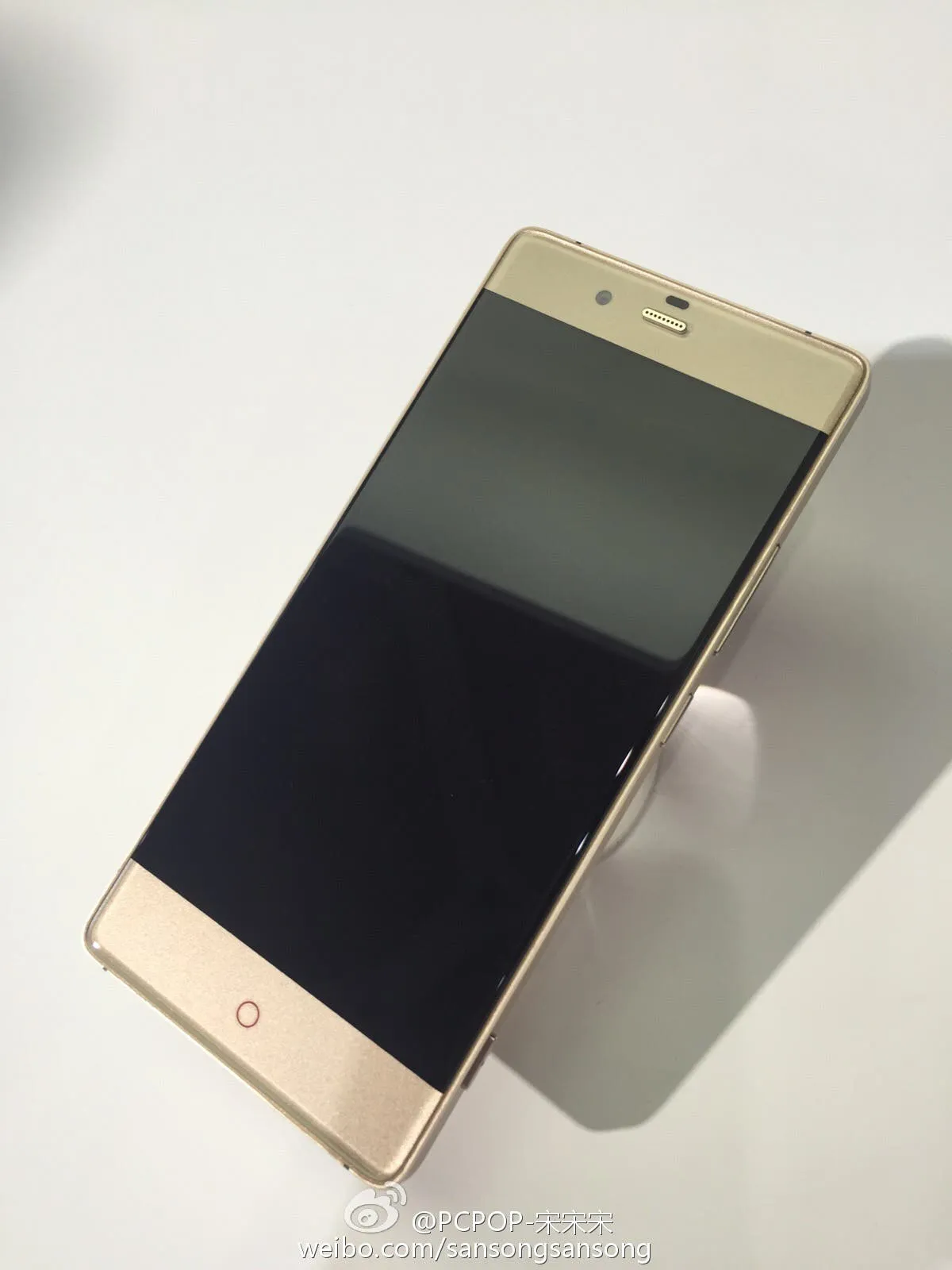 61e2a77cjw1erutkg3l5rj20xc18gagb