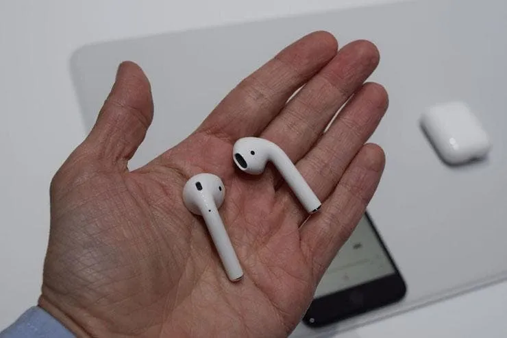 apple airpods