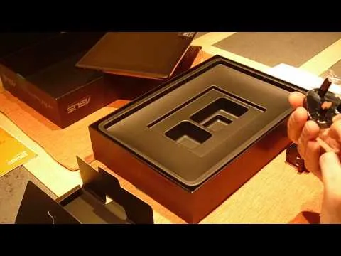 asus eee pad transforming tablet unboxing video gizchina com