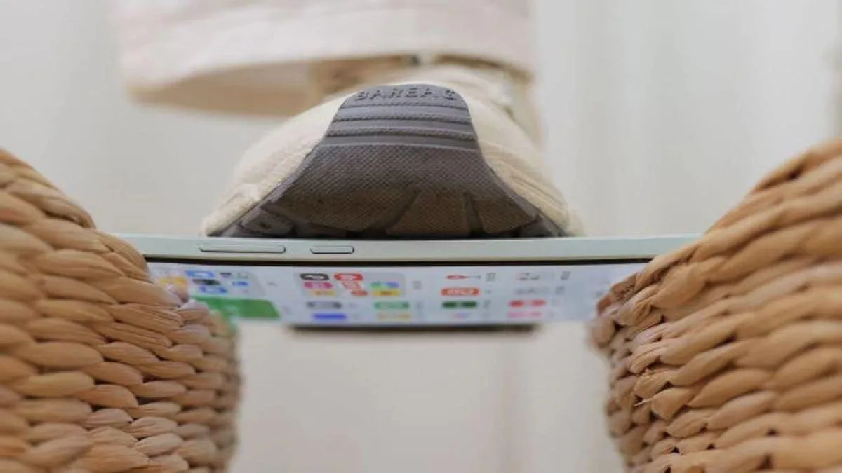 becc36ffly8hp0kveqvhyj21hc0zk77n 1