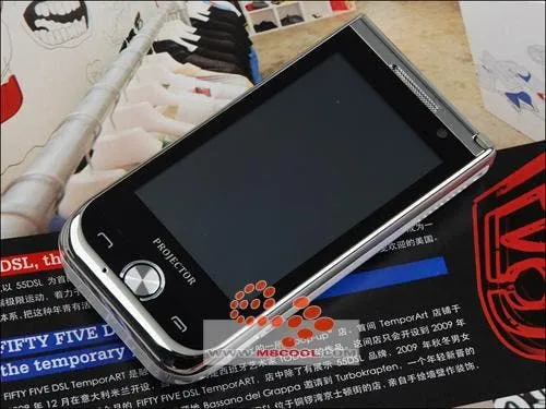 cool gtw18 projector phone screen