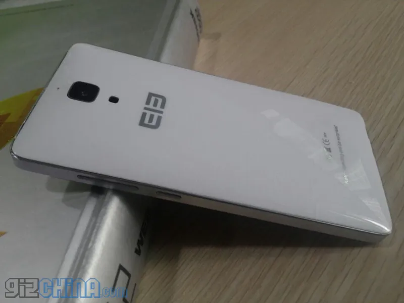 elephone p4000 rear