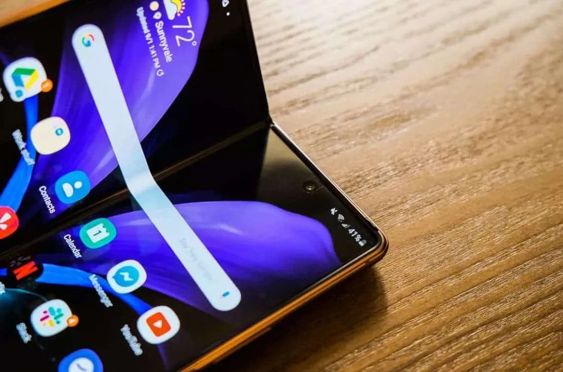 galaxy z fold 2 a