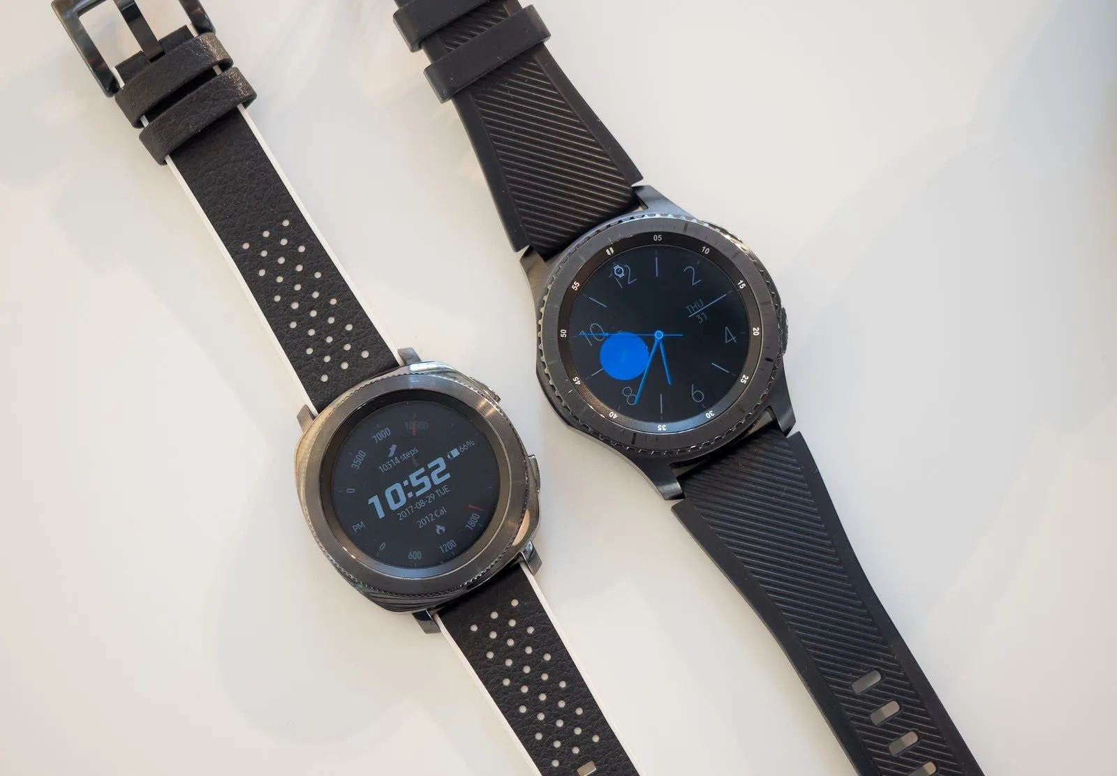 gear sport vs gear s3 2