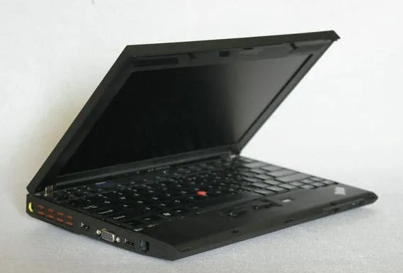 ibm thinkpad x200 clone