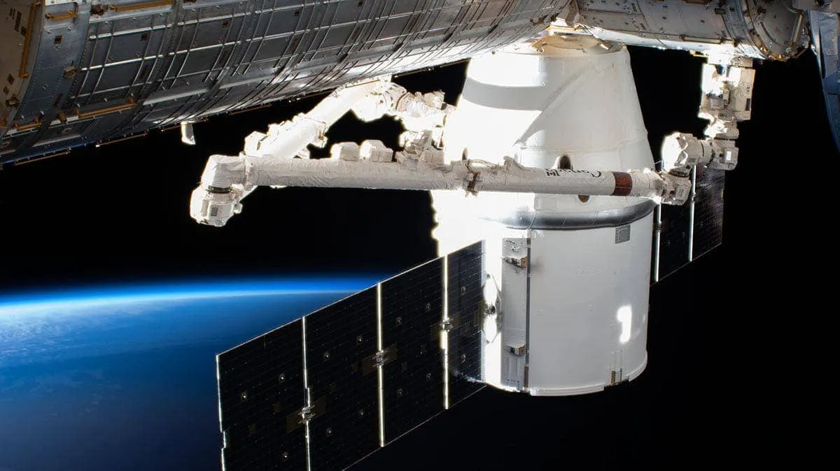 img spacex dragon 20