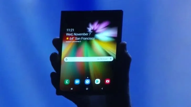 infinity flex display