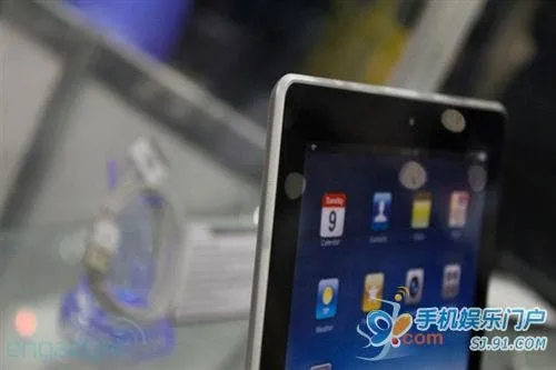 ipad 2 mockup ces1