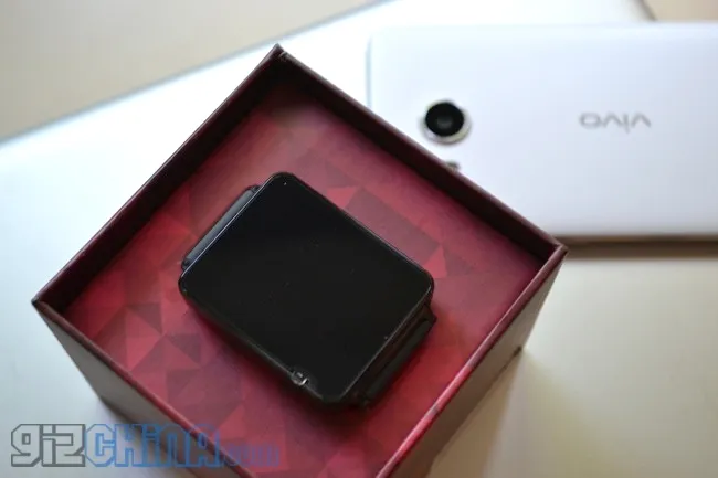 lg g watch box