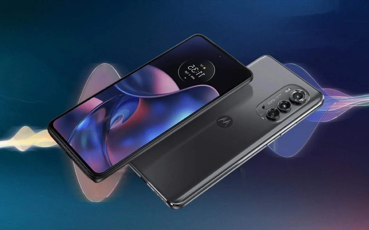 motorola edge 2022 announced the dimensity 1050 chip 6 inch oled display with 144hz refresh rate and 50mp camera
