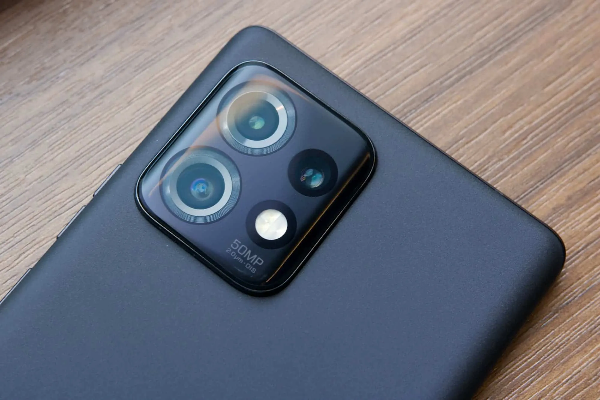 motorola edge plus 2023 hands on 4