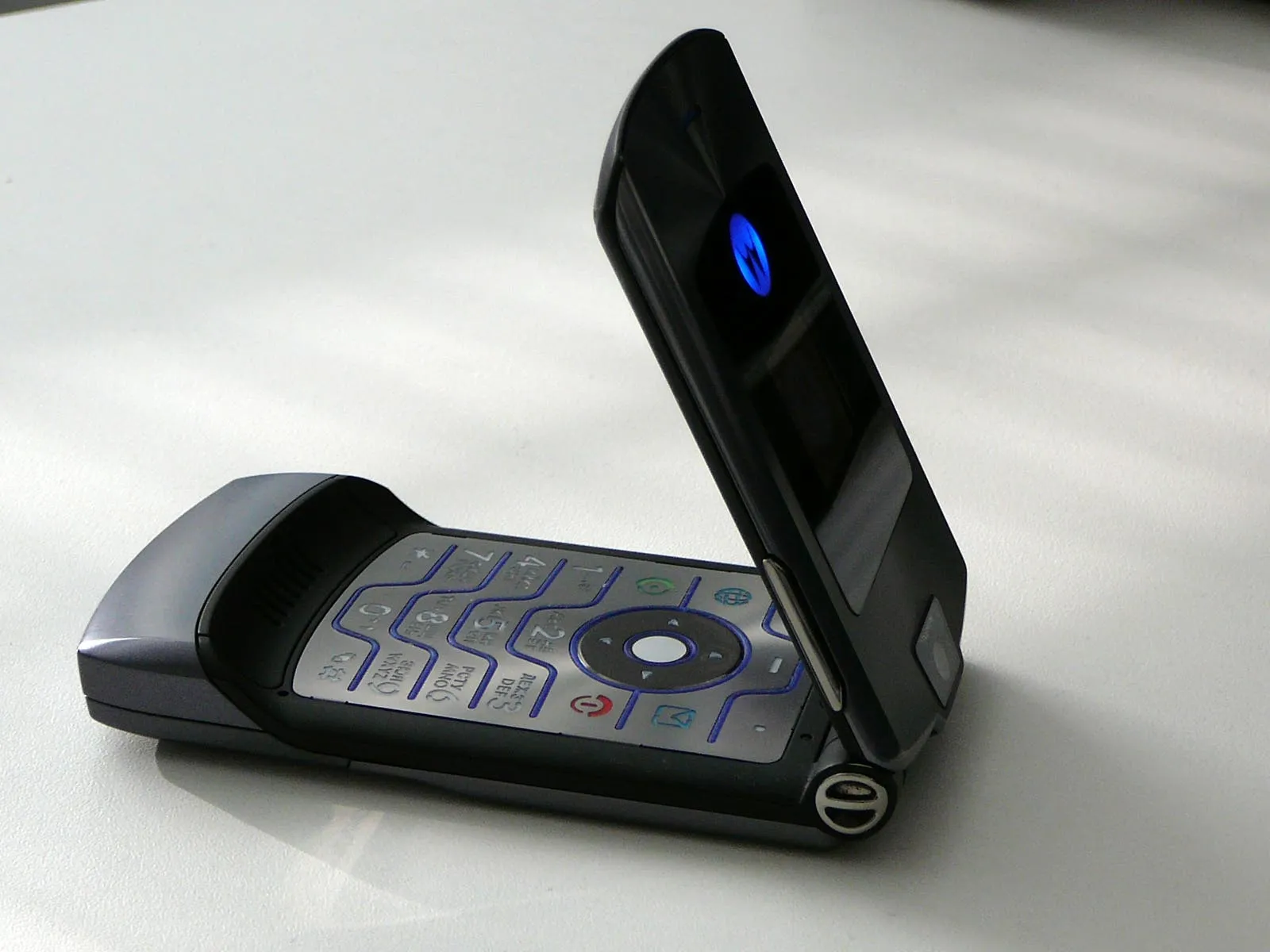 motorola razr v3i 01