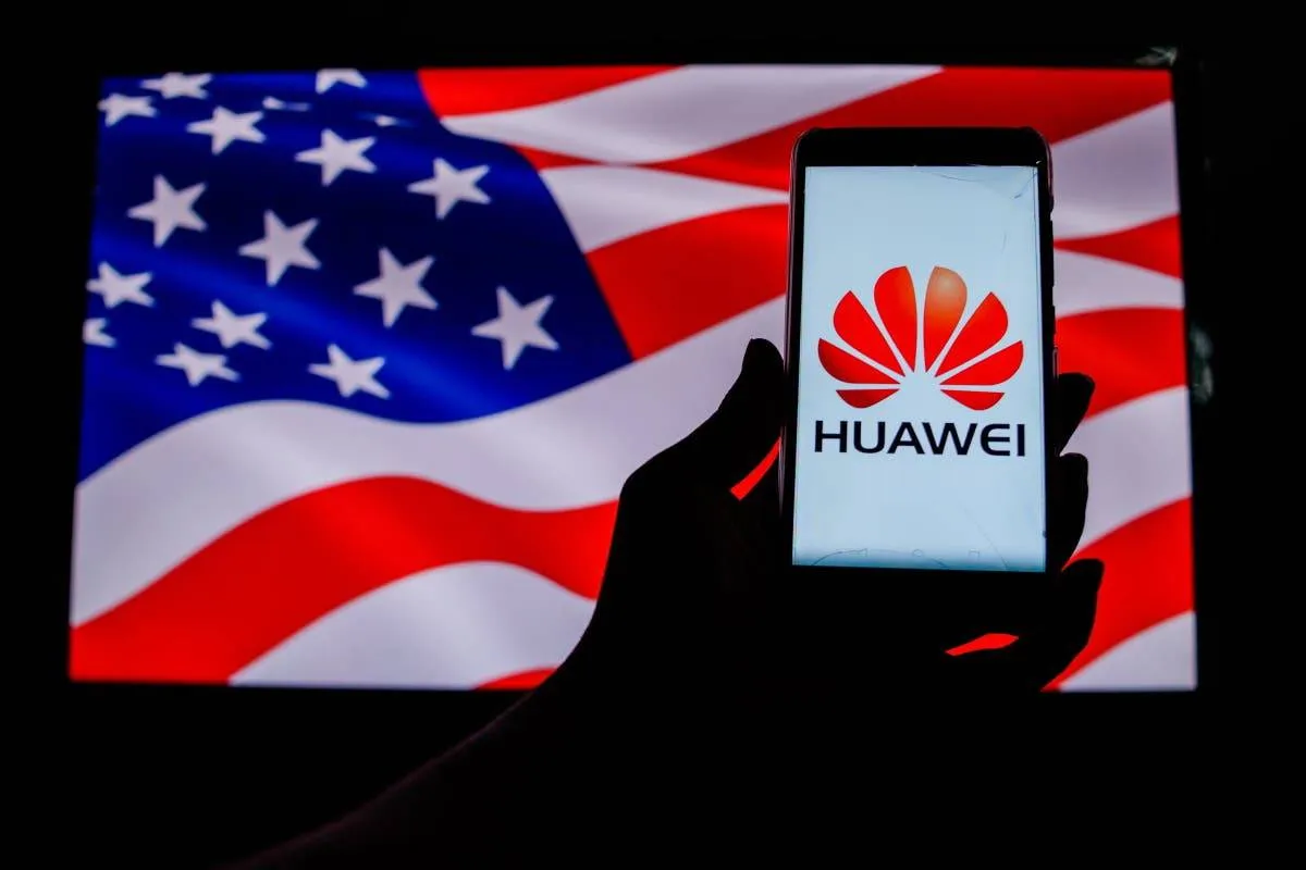 new us sanctions against huawei anhafiz29 shutterstockcom