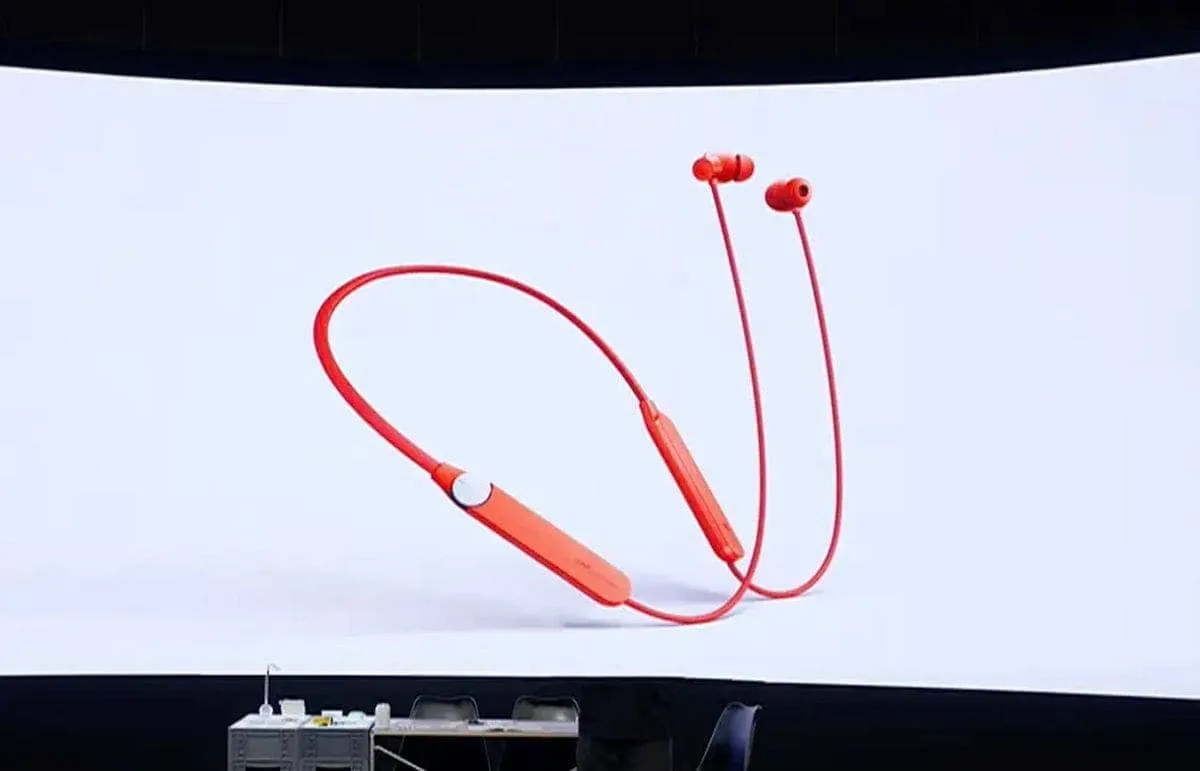 nothing sound featured