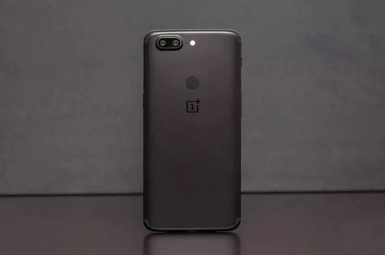 oneplus 5t 1 2