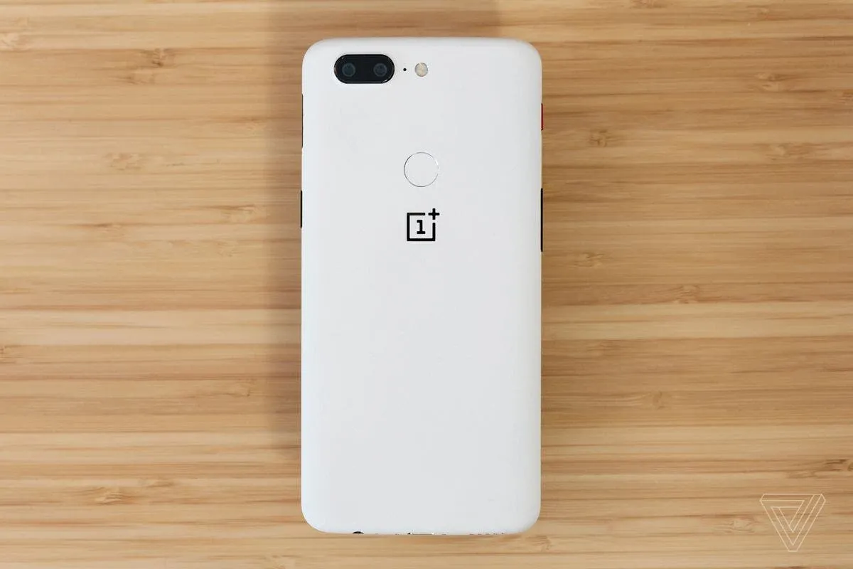 oneplus 5t sandstone white 70