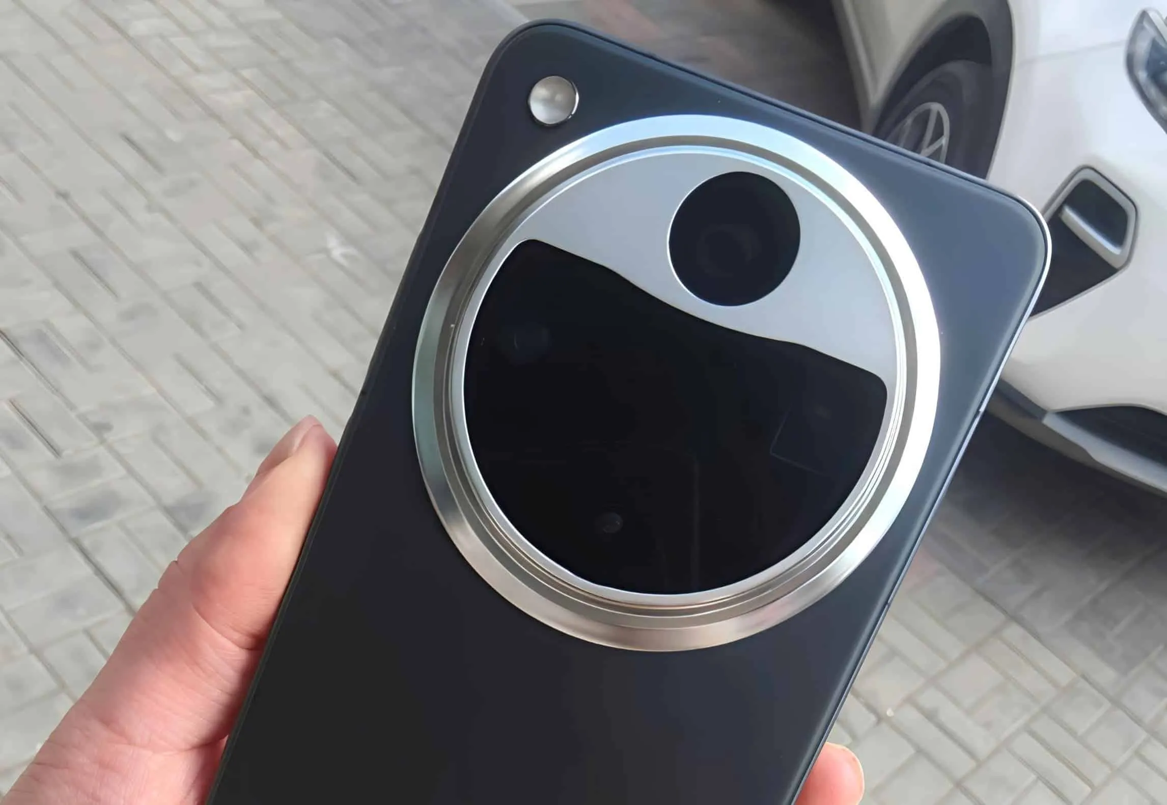 oppo find x8 ultra leaked image news back52