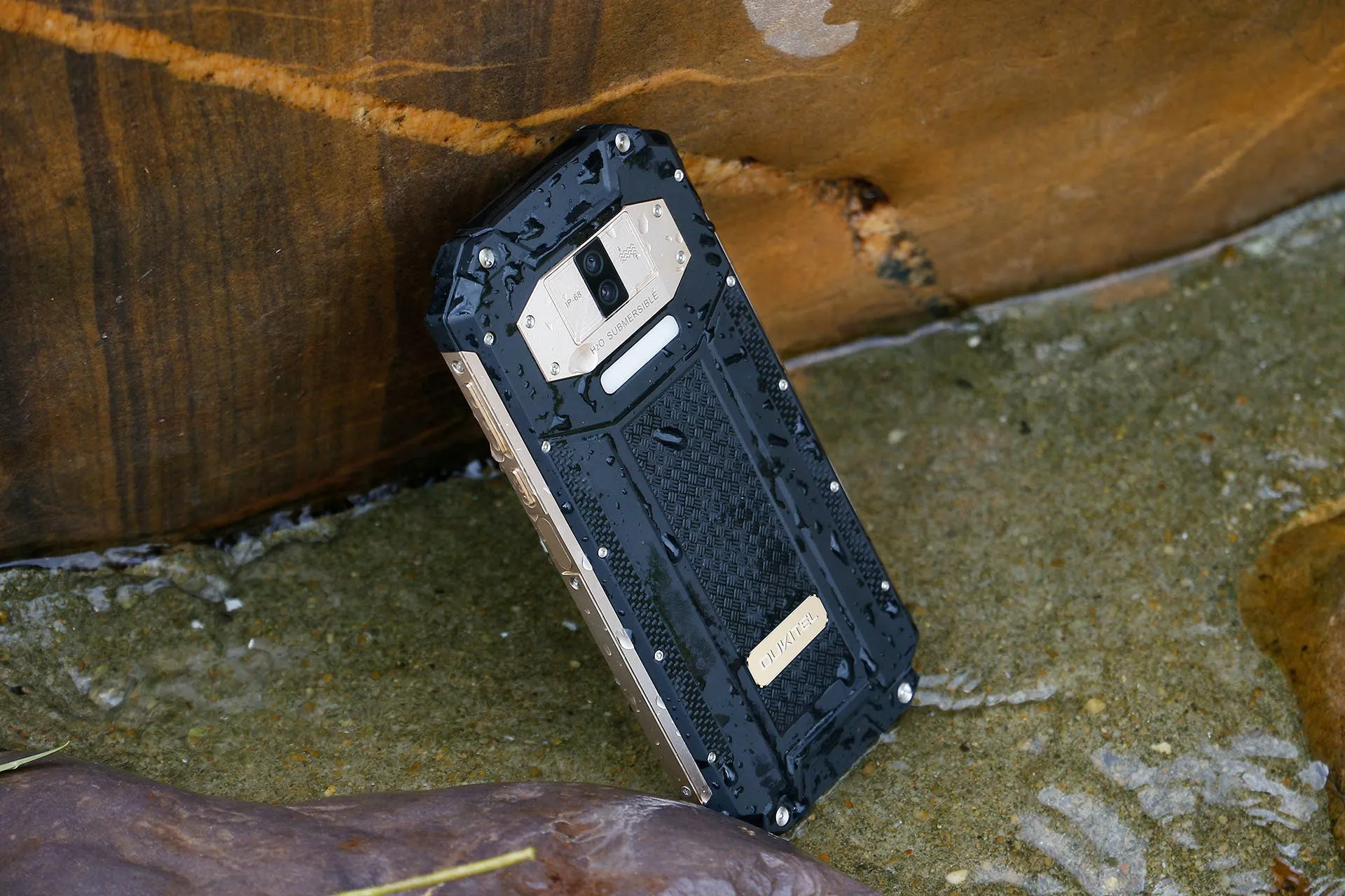 oukitel wp2 for outdoorsman