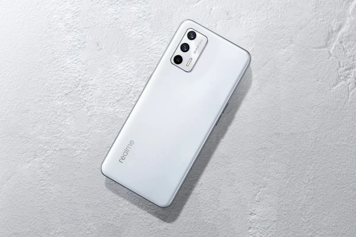 realme gt neo2t white featured a