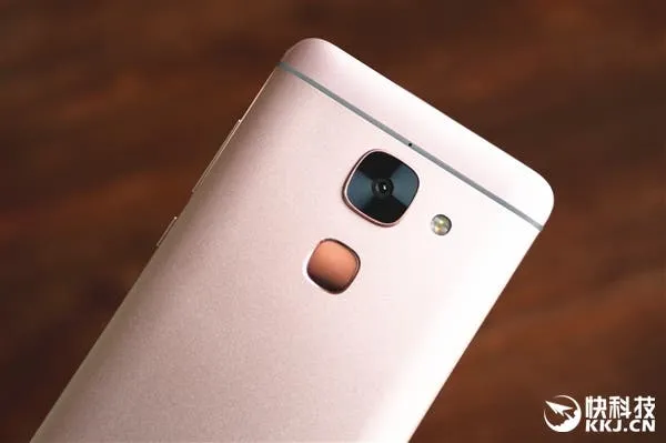 s 74c4d47d6ea94795bb950950dc947798