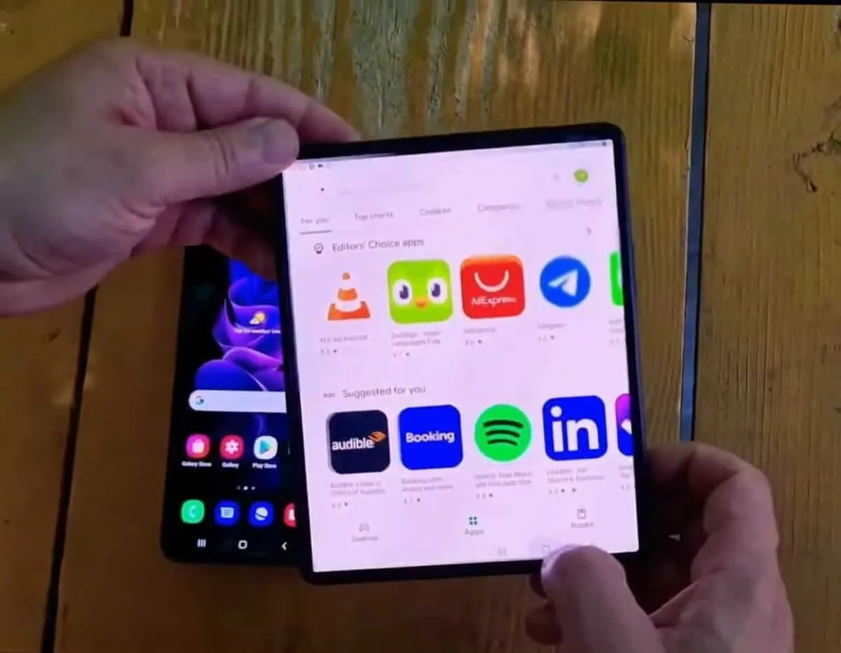 samsung galaxy z fold 3 1