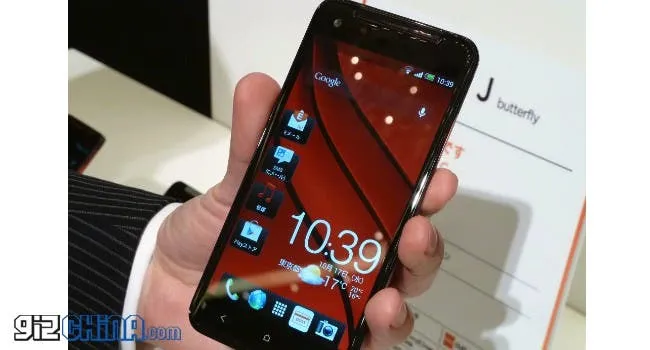 sharp having problems keeping up with 5 inch screen demand