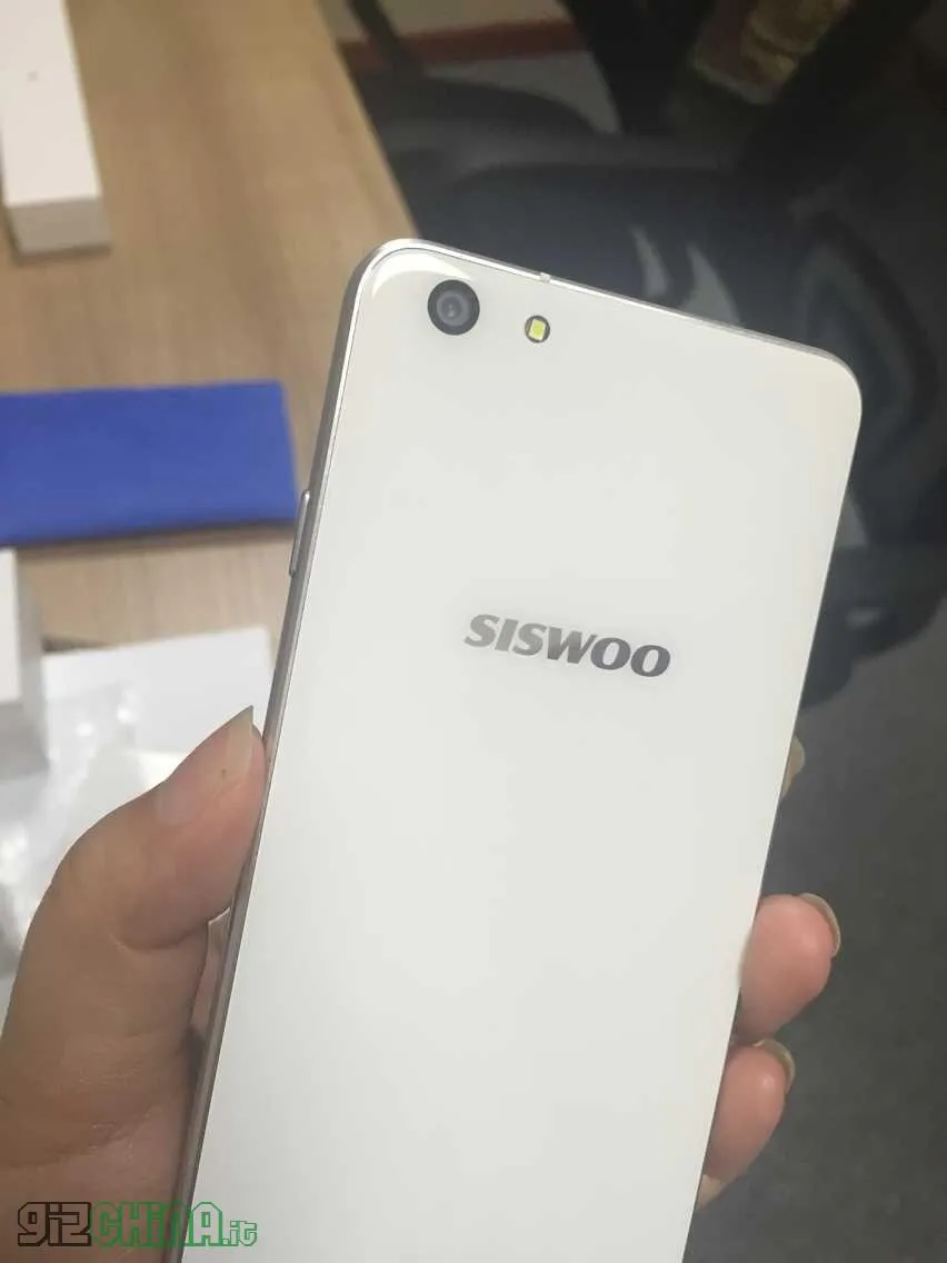 siswoo i8 201