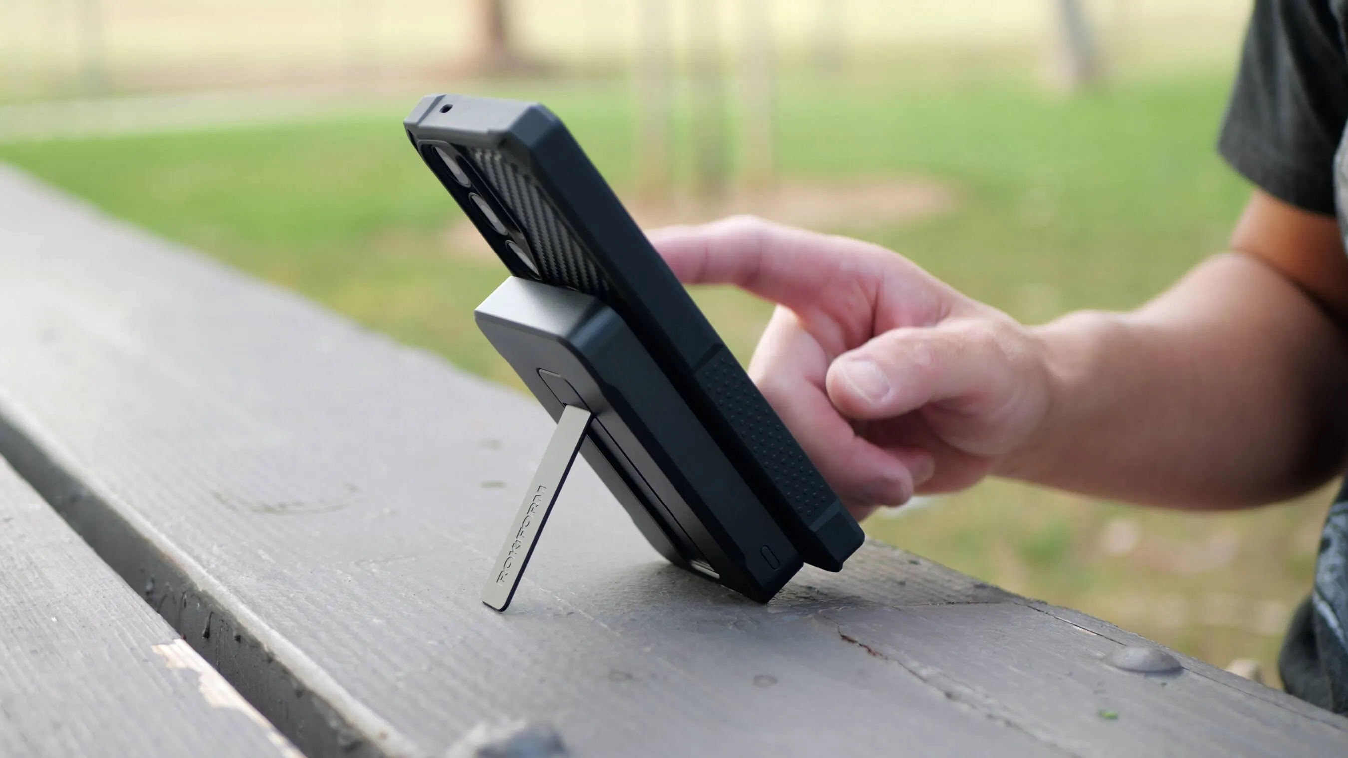 Rokform 10,000 mAh power bank a