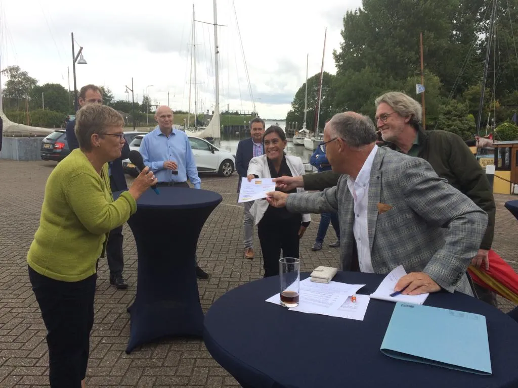 overhandiging intentieverklaring
