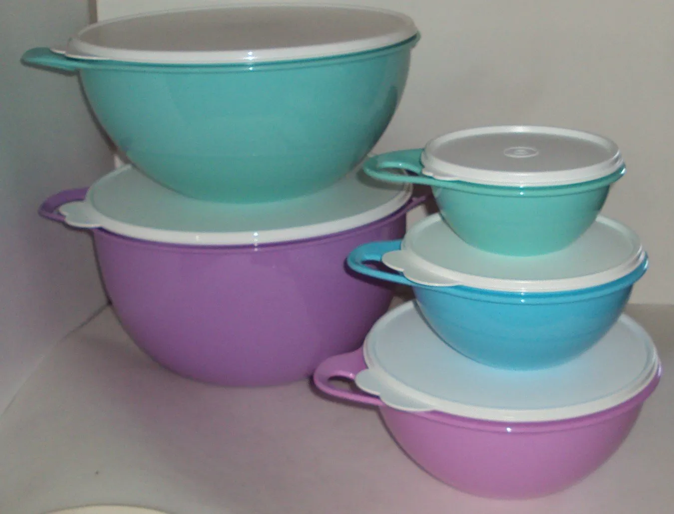 tupperware thatsa bowl tower 5 sizes bowls pastel colors mega set