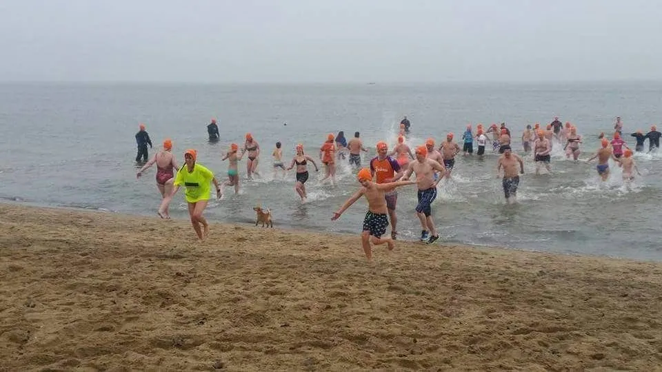 15841318 957628764368842 1285923857 n