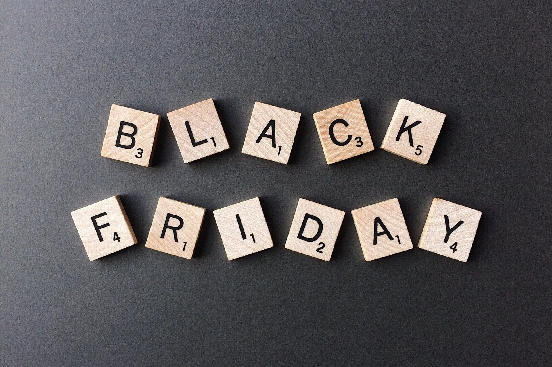 black friday 2925476 1920