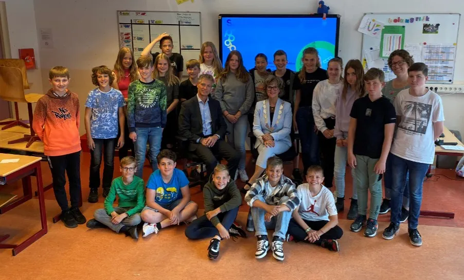 burgemeester bezoekt de inktvis