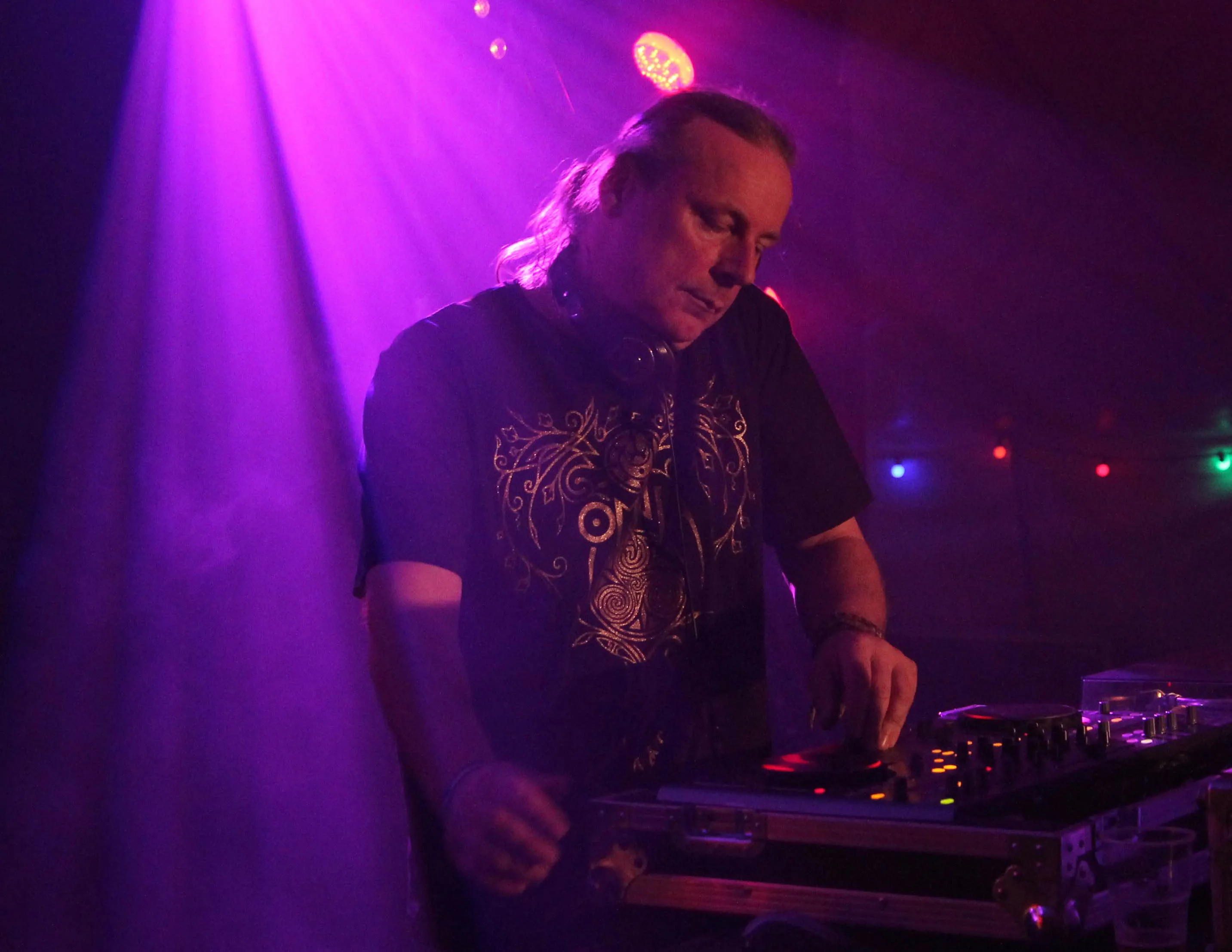 dj erwin