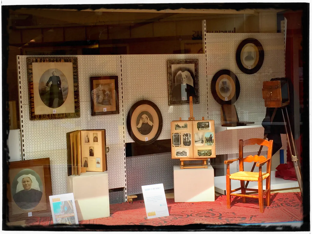 etalage van der kamp juli 2015