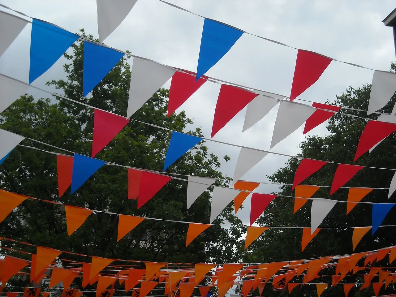 flags 739483 1280