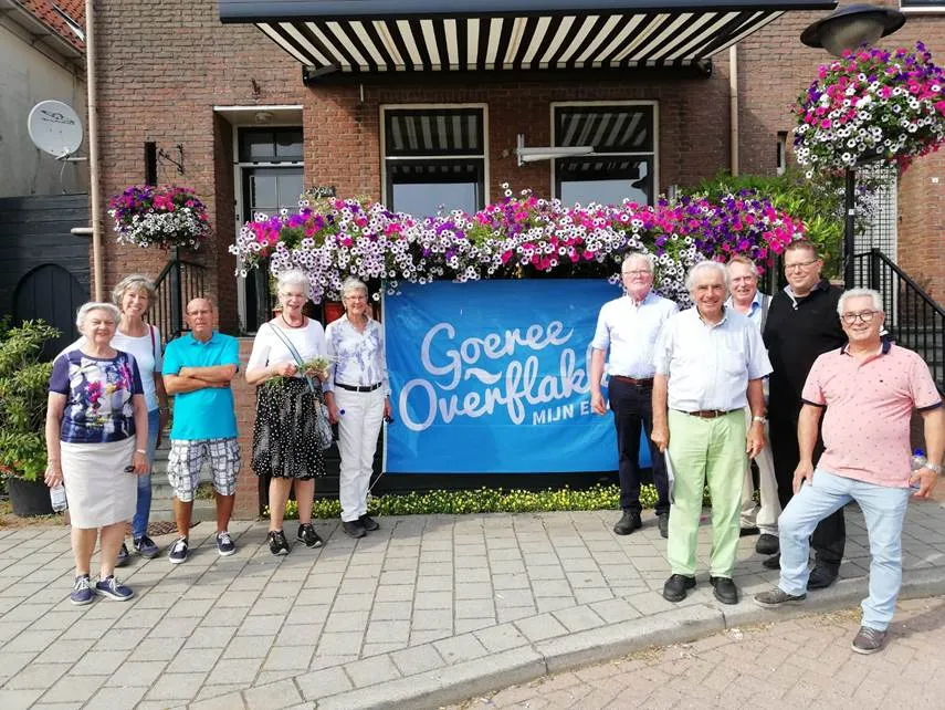 foto bij persbericht geslaagde eerste rondleiding door havenambassadeur oude tonge