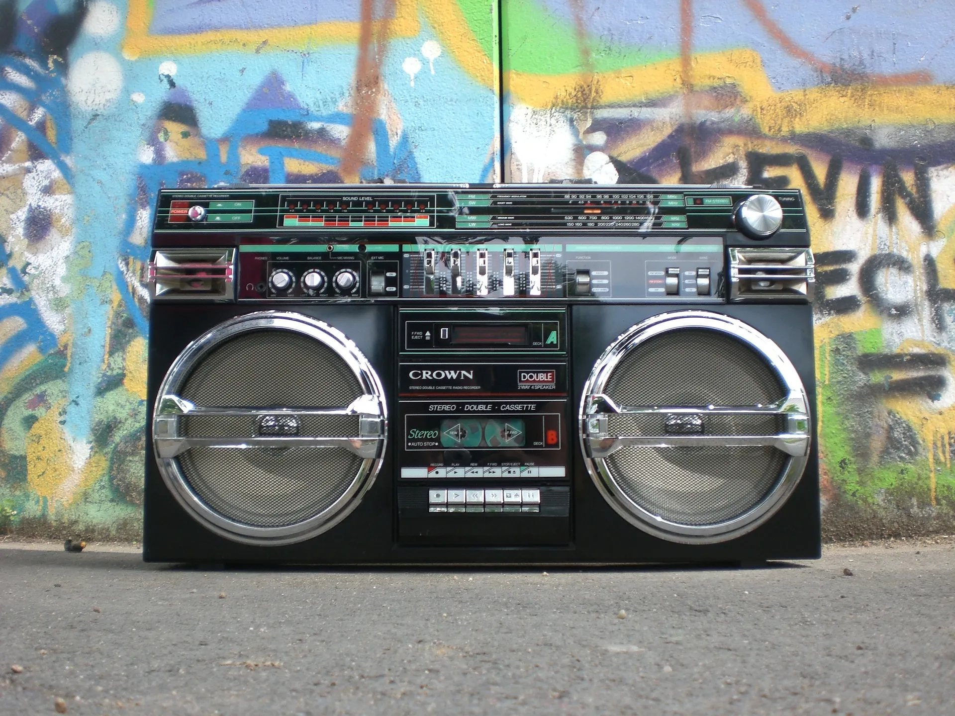 ghettoblaster 1452077 1920