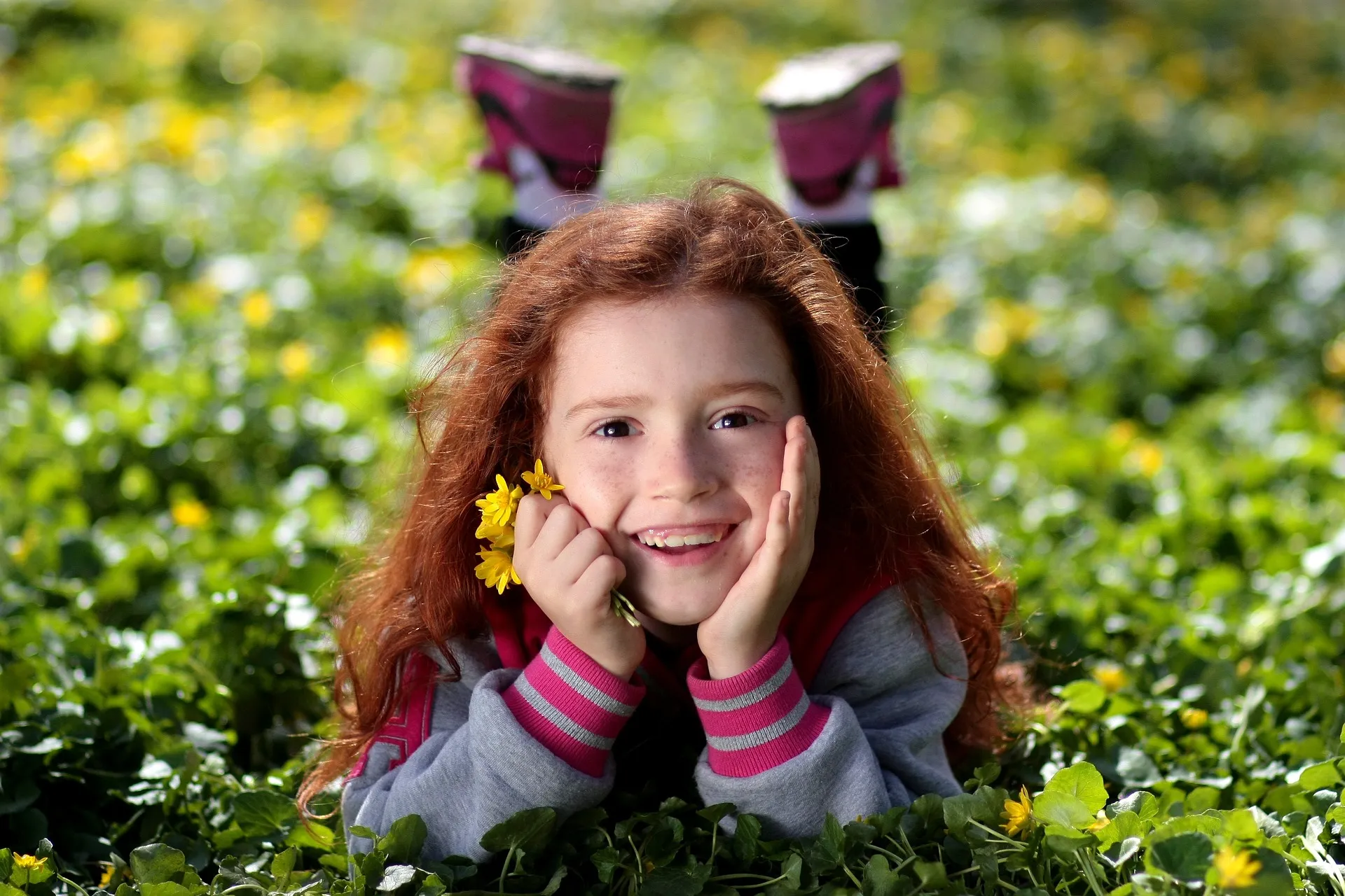 girl 1252739 1920