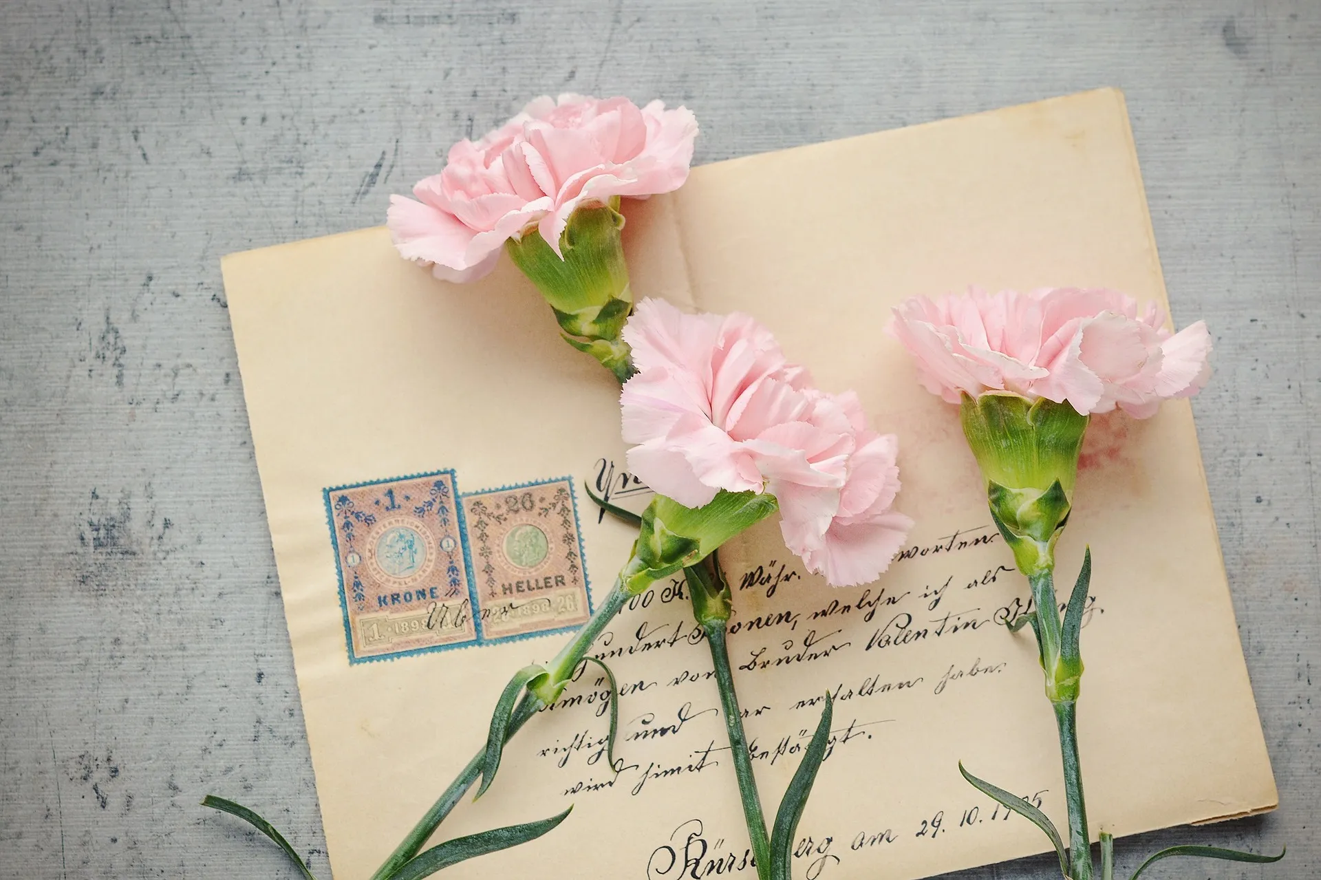 letters 1390463 1920
